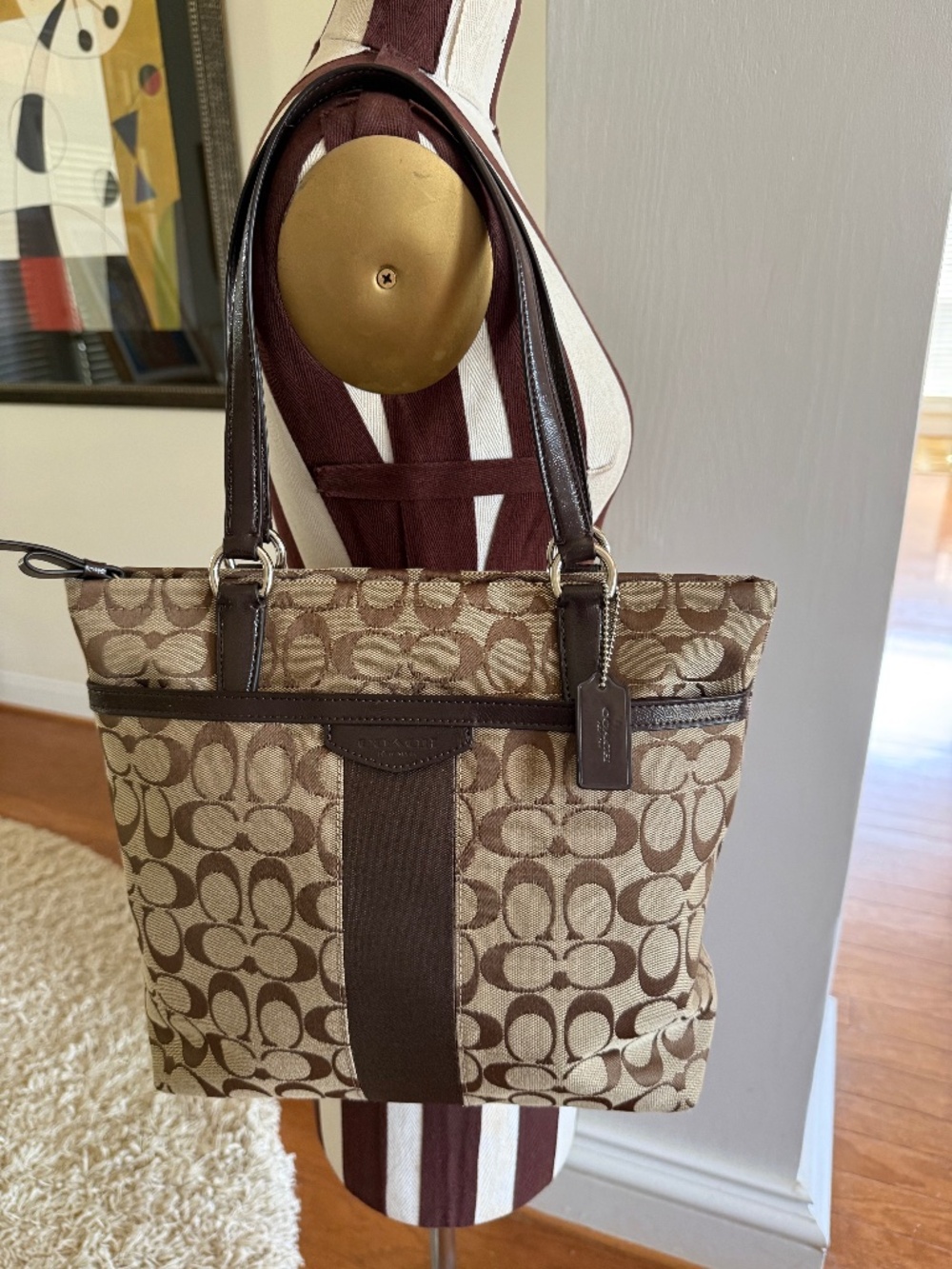 COACH Signature C Brown Canvas and Patent Leather Classic Stripe Tote Hang Tag